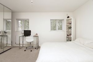 Photo 14- click for photo gallery